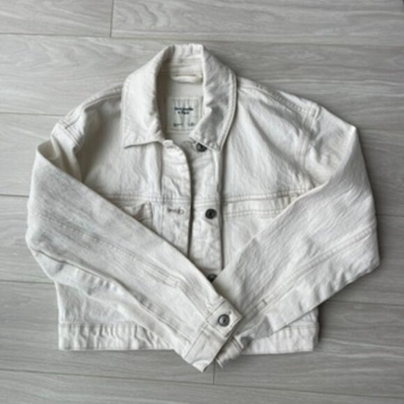 Abercrombie & Fitch Cream Cropped Denim Jacket - Picture 1 of 3